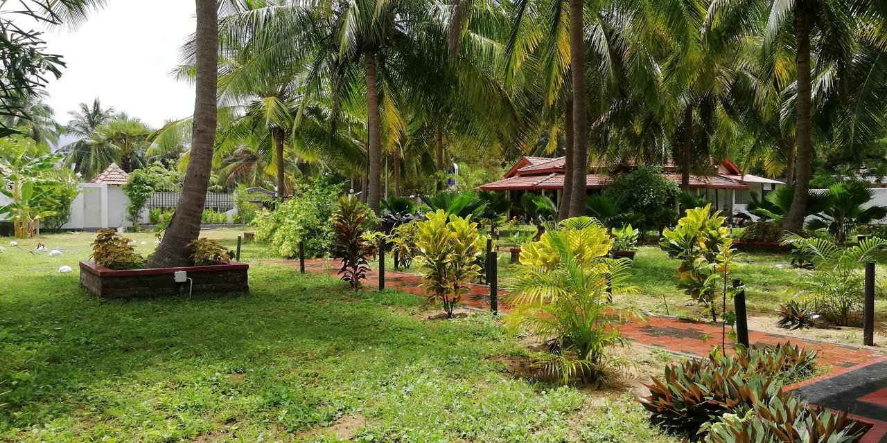 Crescent Sea Resort Nilaveli Exterior foto