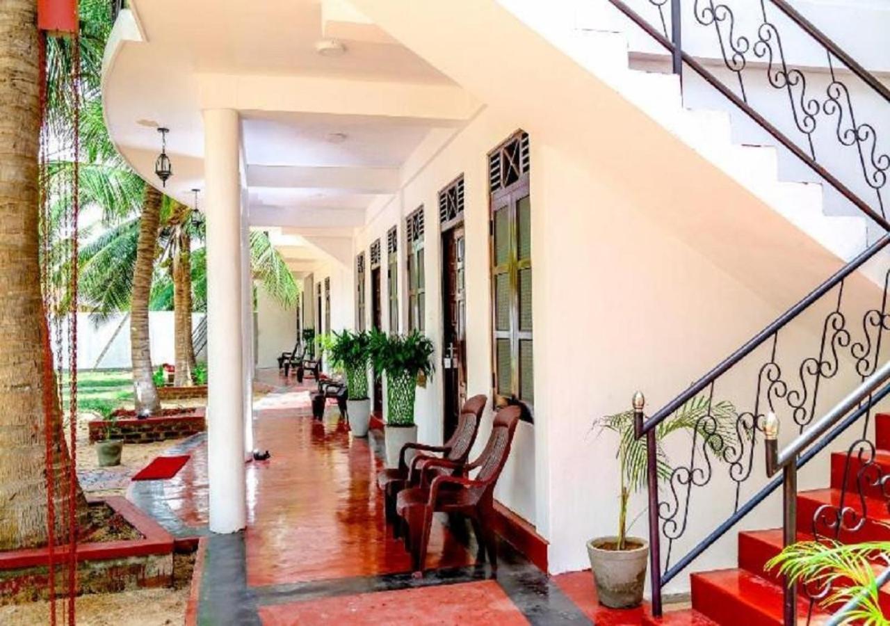 Crescent Sea Resort Nilaveli Exterior foto
