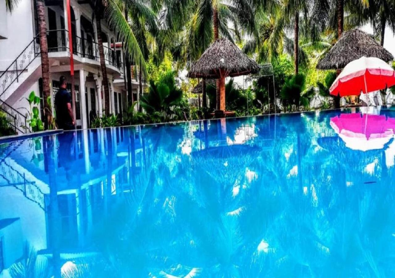 Crescent Sea Resort Nilaveli Exterior foto